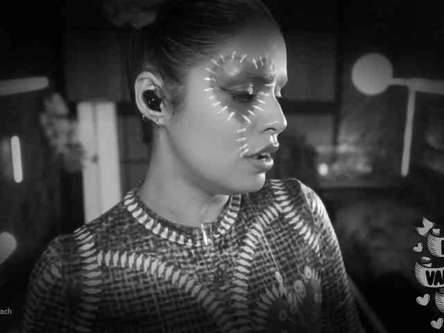 Alessa-Goreng webcam