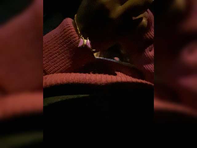 Angellx, une amatrice française avec qui discuter et avoir du sexe