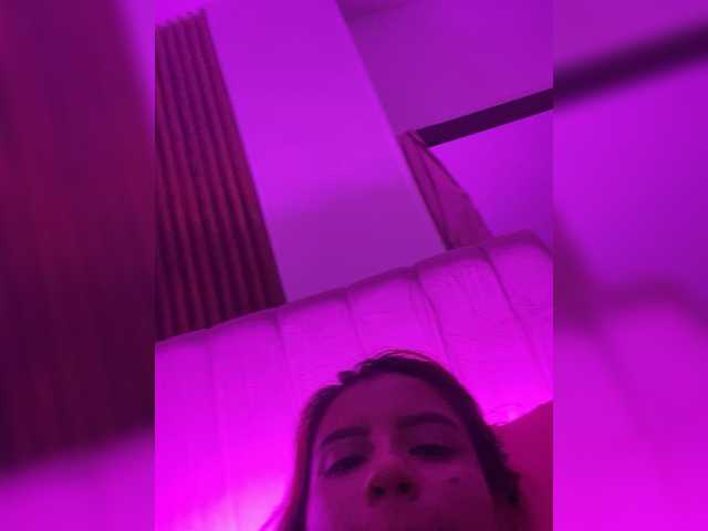 Angellx's BongaCams show and profile