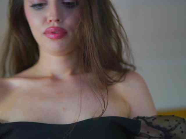 LesaisMore Live Webcam on BongaCams