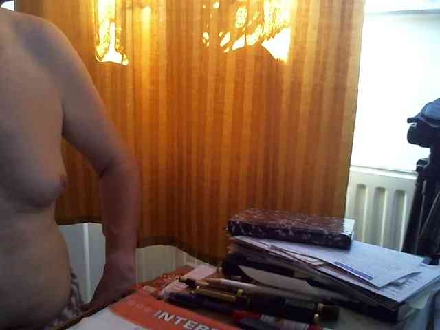 Usia-CD Live Webcam on BongaCams