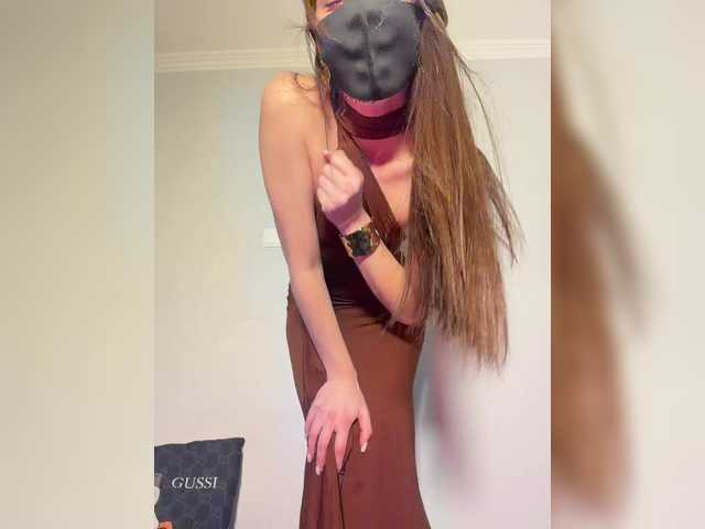 Saliss1's BongaCams show and profile