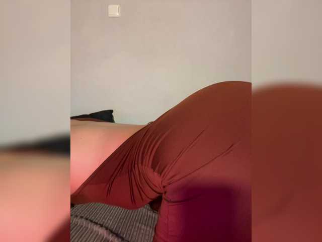 Saliss1's BongaCams show and profile