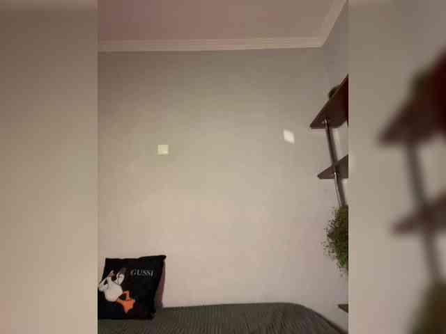 Saliss1 Live Webcam on {site_name}