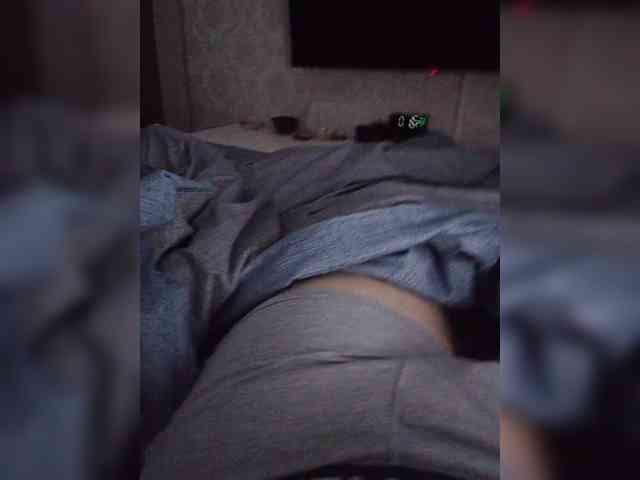 Oks---Rus Live Webcam on BongaCams