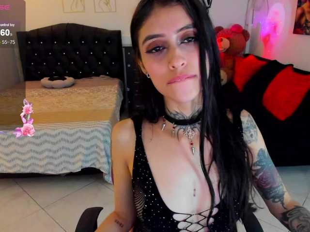 Melanny-lopez-18's BongaCams show and profile