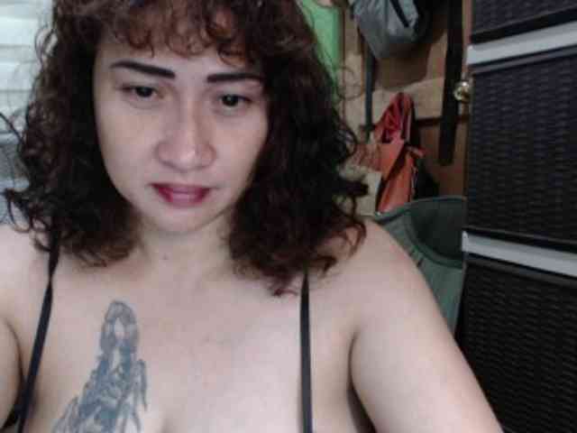 Jeansy23 webcam