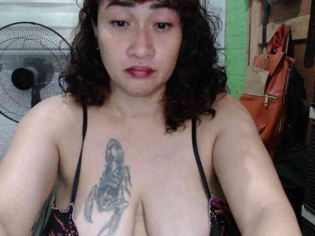 Jeansy23 webcam