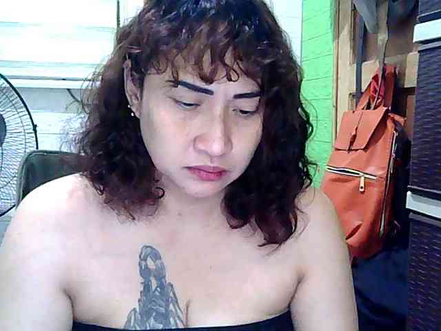 Jeansy23 webcam