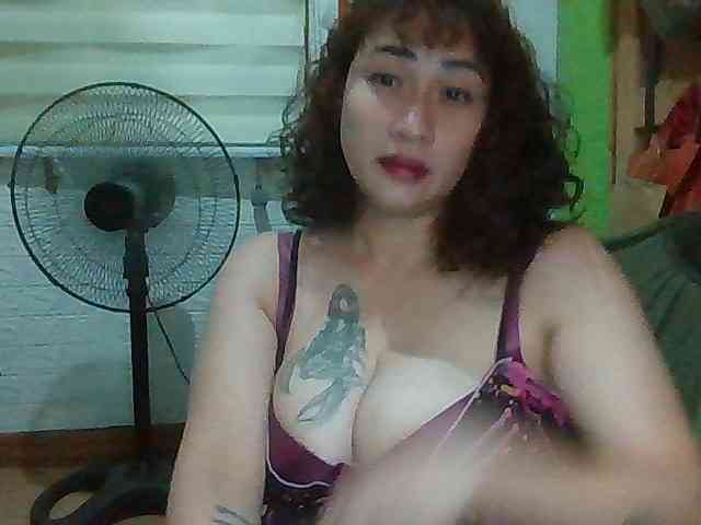 Jeansy23 webcam