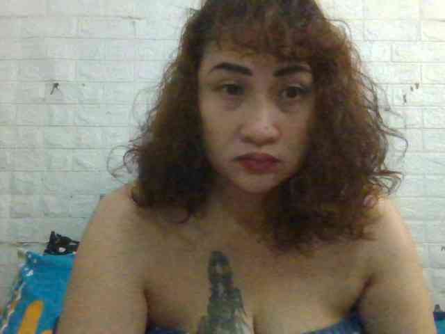 Jeansy23 webcam
