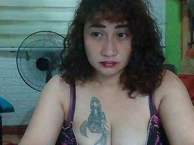 Jeansy23 webcam