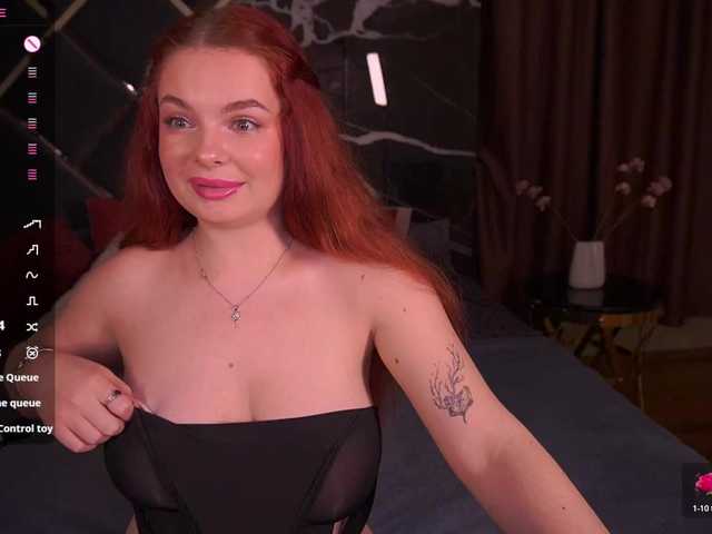 CarolinaDi's BongaCams show and profile