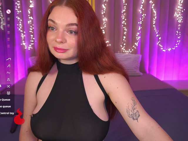 CarolinaDi's BongaCams show and profile