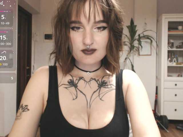 momorenaaa's BongaCams show and profile