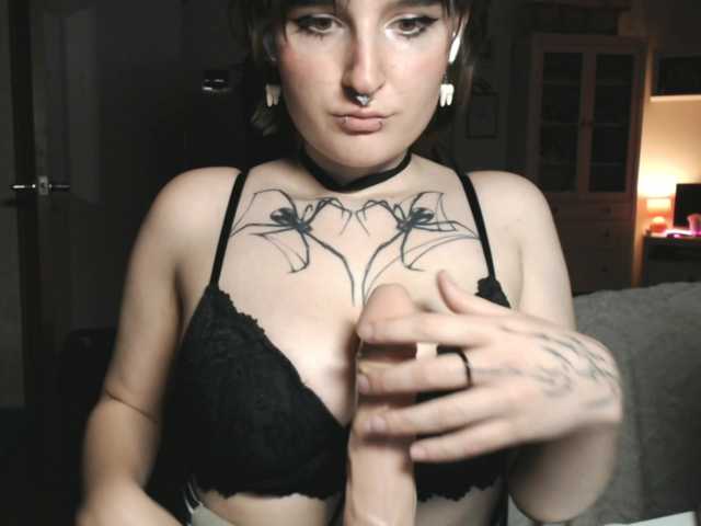 momorenaaa from BongaCams