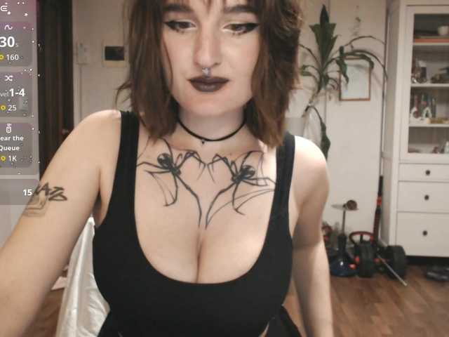 momorenaaa's BongaCams show and profile