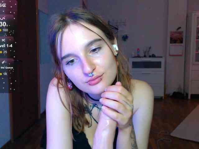 momorenaaa webcam