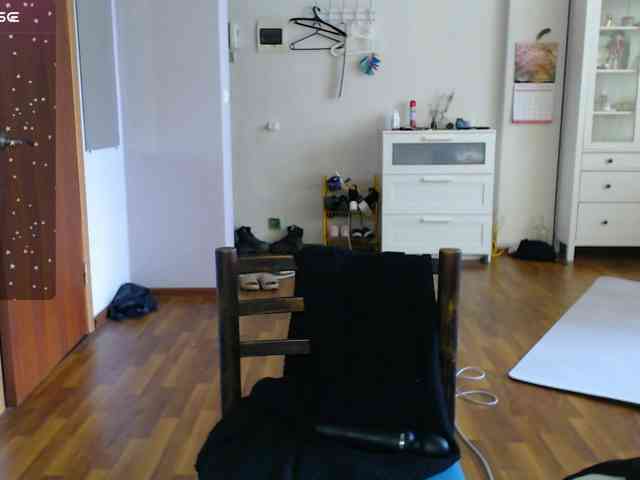 momorenaaa webcam