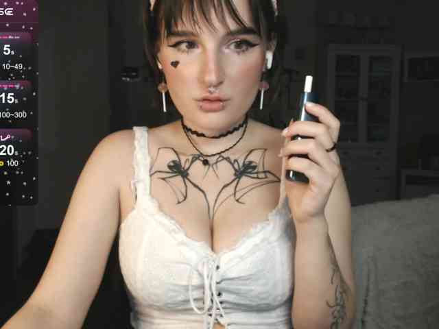 momorenaaa webcam