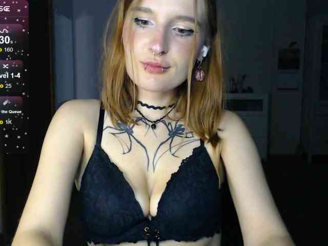 momorenaaa webcam