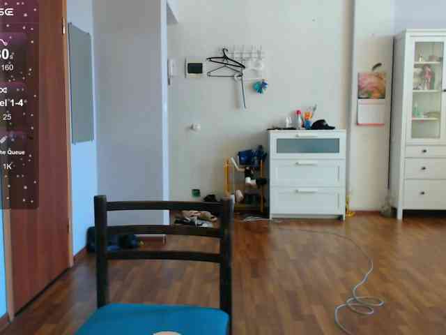 momorenaaa webcam