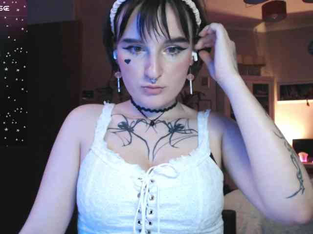 momorenaaa webcam