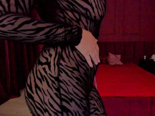 ExoticB3auty webcam
