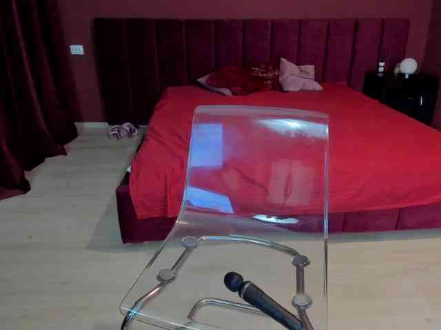 ExoticB3auty webcam