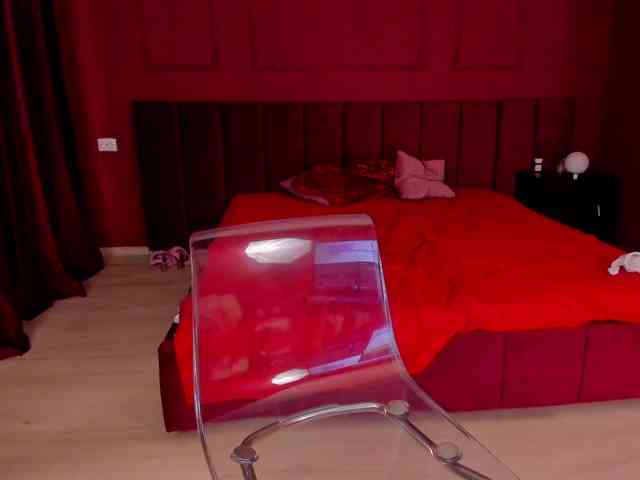ExoticB3auty webcam