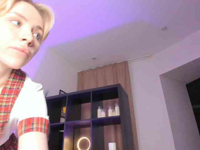 k1ss_me11 webcam