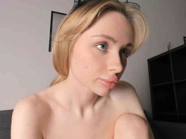k1ss_me11 webcam