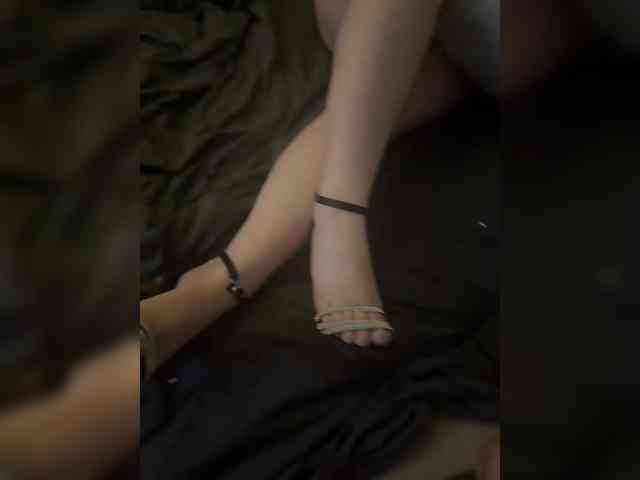 kissrealy Live Webcam on BongaCams