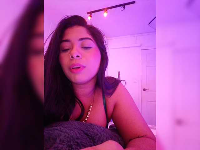 NickyCole's BongaCams show and profile