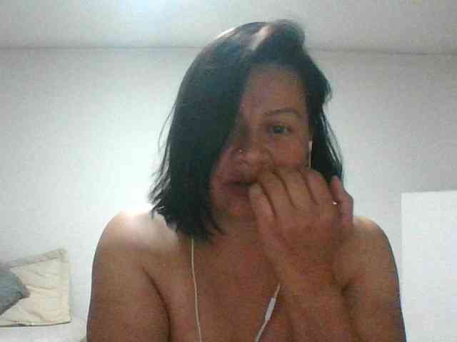 adri007 webcam