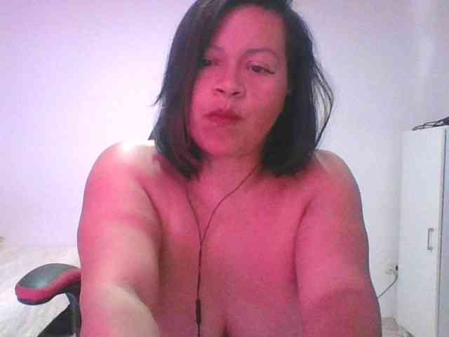 adri007 webcam