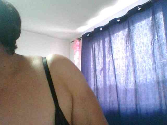 adri007 webcam
