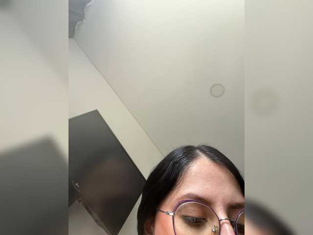 EvanShell1's BongaCams show and profile