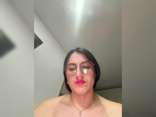 EvanShell1's BongaCams show and profile