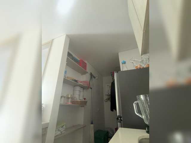 EvanShell1's BongaCams show and profile