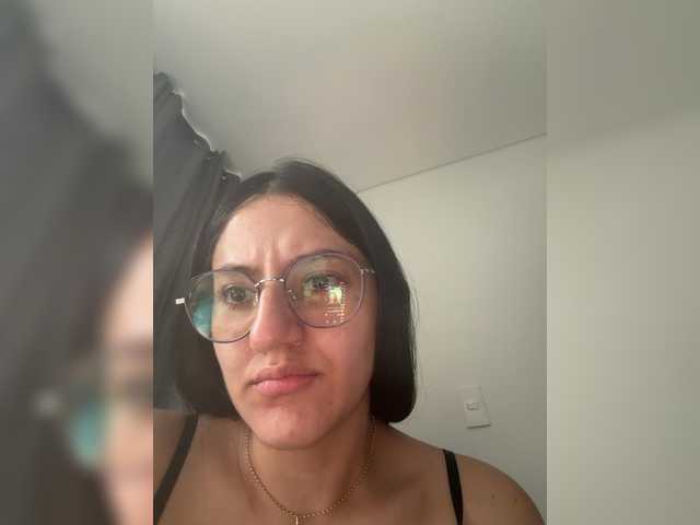 EvanShell1's BongaCams show and profile