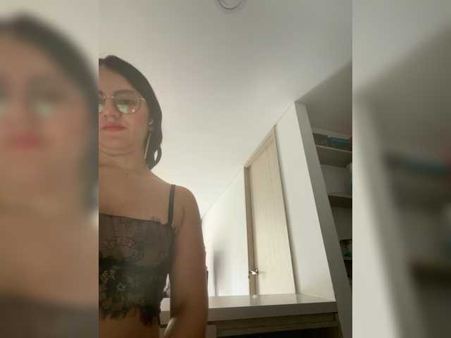 EvanShell1's BongaCams show and profile