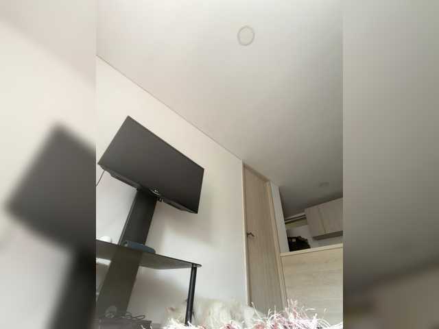 EvanShell1's BongaCams show and profile