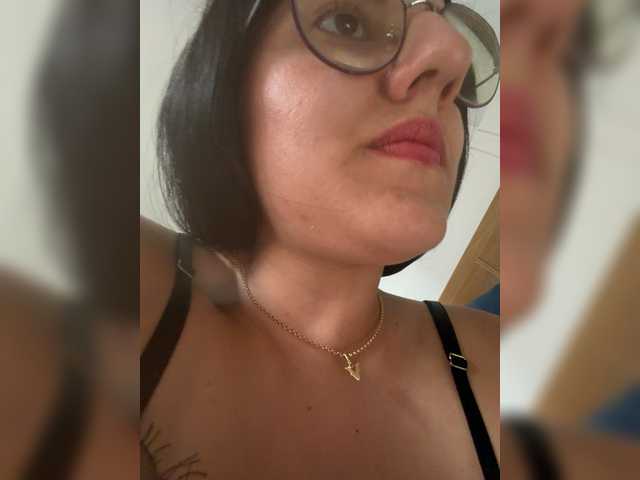 EvanShell1's BongaCams show and profile