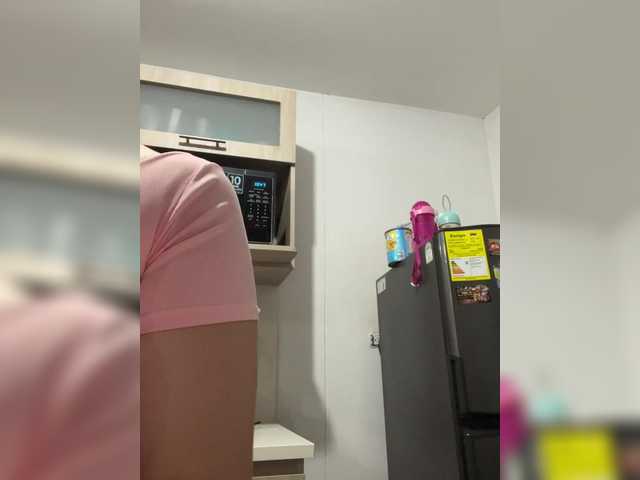 EvanShell1 on BongaCams 