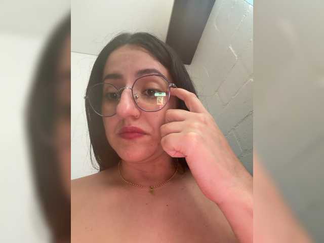 EvanShell1's BongaCams show and profile