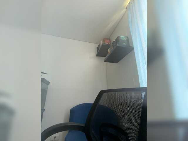 EvanShell1's BongaCams show and profile