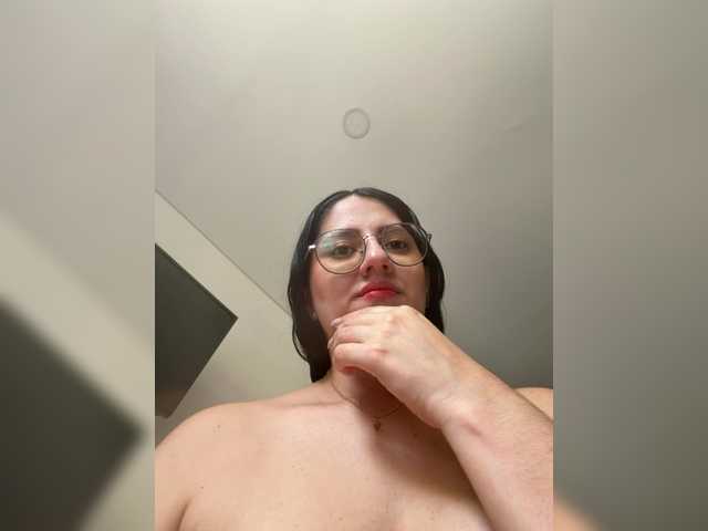 EvanShell1's BongaCams show and profile