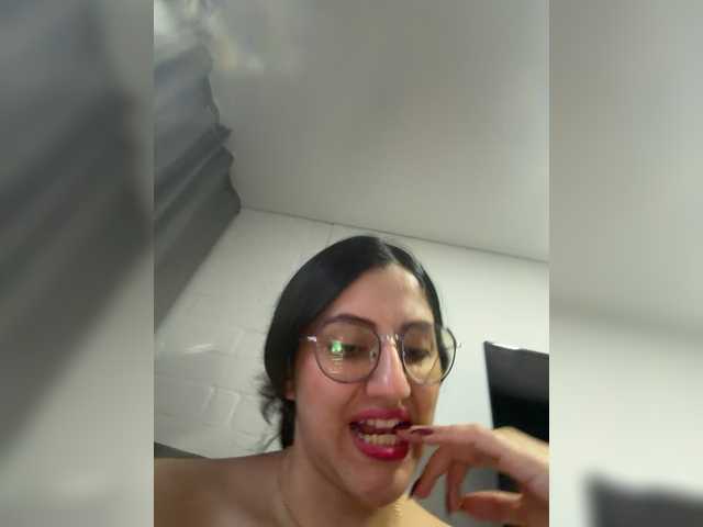 EvanShell1's BongaCams show and profile