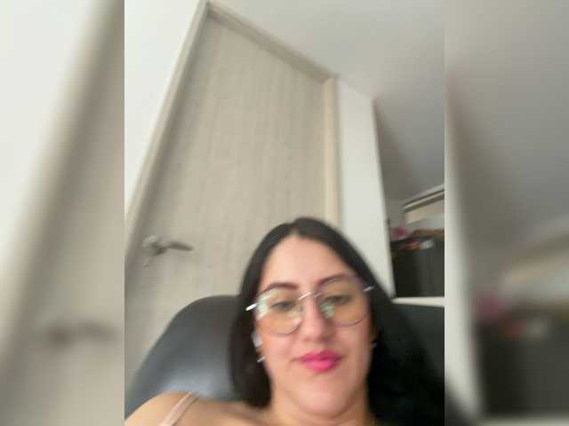 EvanShell1's BongaCams show and profile